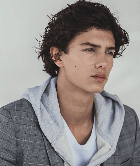 Πριγκιπικό ντεμπούτο στις πασαρέλες για τον 18χρονο Νικολάι της Δανίας [εικόνες & βίντεο] | iefimerida.gr 0