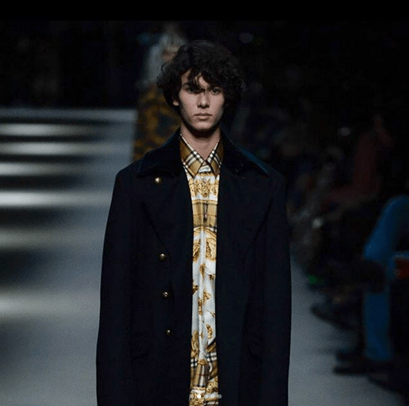 Πριγκιπικό ντεμπούτο στις πασαρέλες για τον 18χρονο Νικολάι της Δανίας [εικόνες & βίντεο] | iefimerida.gr 3