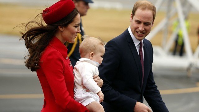 Ο μικρός πρίγκιπας έκλεψε την παράσταση από την Κέιτ Μίντλετον [εικόνες] | iefimerida.gr 6