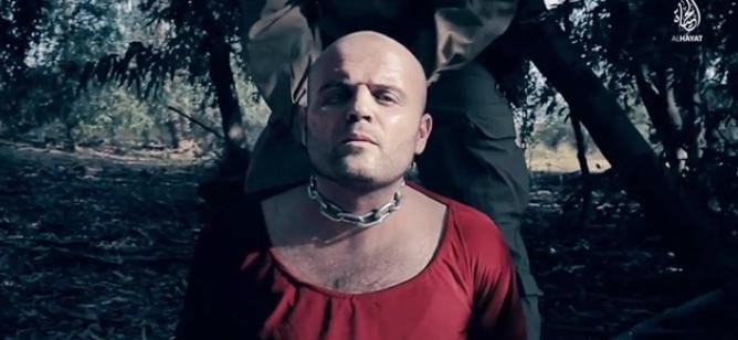 Ντοκουμέντο απόλυτης φρίκης: Τo πιο ανατριχιαστικό βίντεο που κυκλοφόρησε μέχρι σήμερα το ΙSIS [εικόνες]  | iefimerida.gr 4