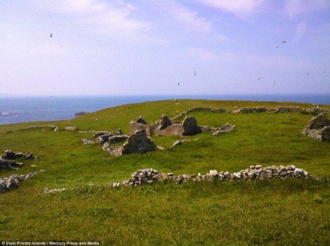 Inishdooney: Ενα ιδιωτικό νησί σπάνιας ομορφιάς βγαίνει στο σφυρί -Η ζωή σε αυτό είναι περιπέτεια [εικόνες&βίντεο] | iefimerida.gr 4