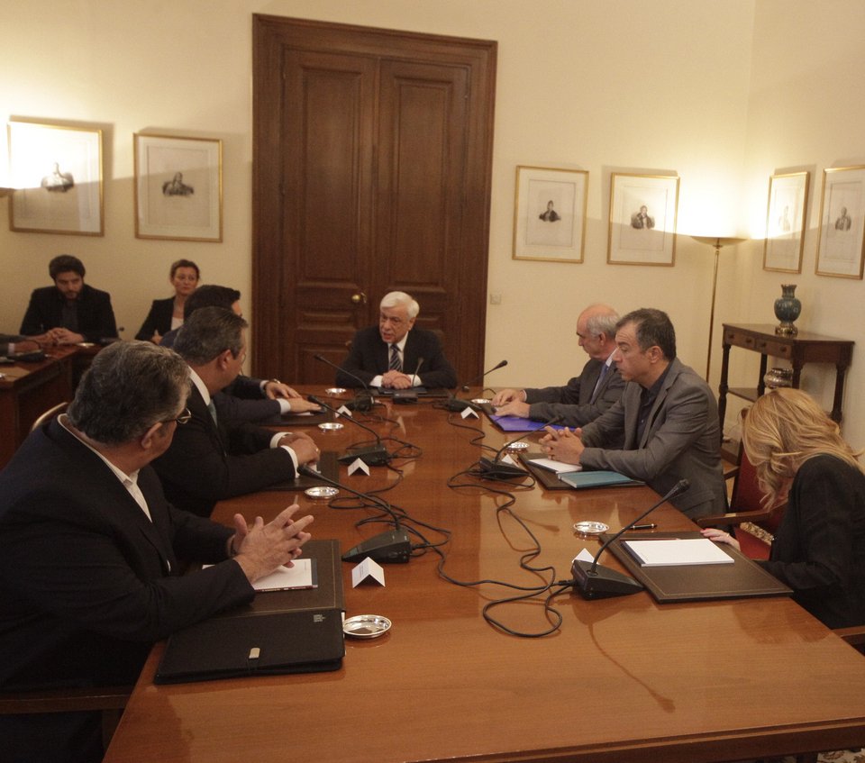 Τσίπρας: Ο Καμμένος είναι ογκόλιθος και με κρύβει στις φωτογραφίες [εικόνες] | iefimerida.gr 1