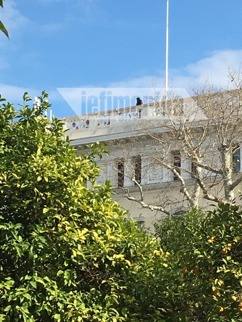 Αμερικανοί πράκτορες παντού -Εξω, μέσα και στην ταράτσα του Προεδρικού Μεγάρου [εικόνες] | iefimerida.gr 4