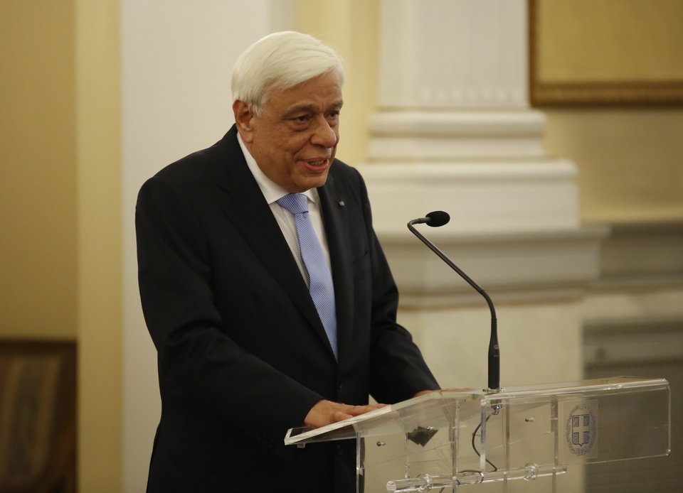 Συνάντηση Παυλόπουλου με καθηγητές και φοιτητές της Ακαδημίας Ευρωπαϊκού Δικαίου [εικόνες] | iefimerida.gr 3