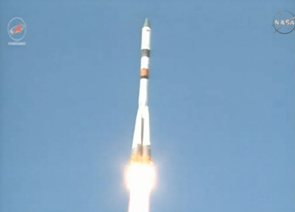 Ρωσικό διαστημικό σκάφος πέφτει εκτός ελέγχου στη Γη [εικόνες & βίντεο] | iefimerida.gr 1