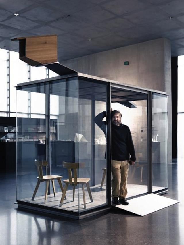 Κι όμως σε αυτό το ξεχασμένο χωριουδάκι υπάρχουν οι ομορφότερες στάσεις λεωφορείου που ξεχνάς να σηκωθείς [εικόνες]  | iefimerida.gr 4