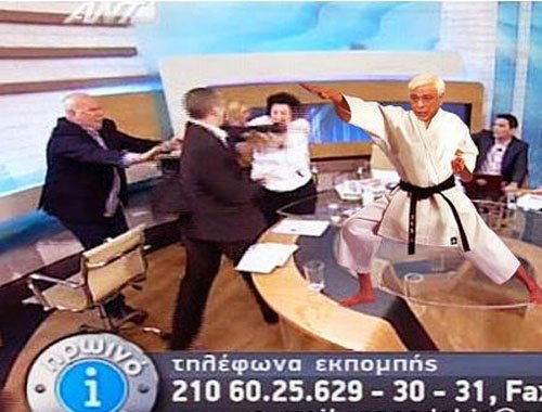 Κασιδιάρης: 9 γελοιογραφίες, 2 t-shirt και ένα video game [εικόνες] | iefimerida.gr 10