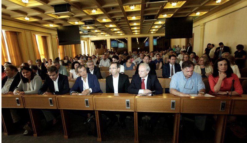 Μητσοτάκης: Δεσμεύομαι να αλλάξω τον οπισθοδρομικό νόμο Γαβρόγλου | iefimerida.gr 1