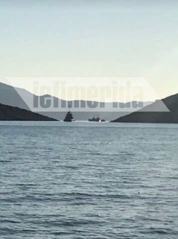 Οι πρώτες εικόνες από το πλοίο του Πολεμικού Ναυτικού που προσάραξε στον Πόρο | iefimerida.gr 1