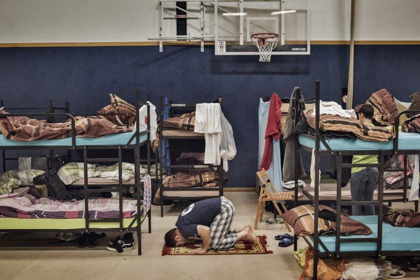 Οι πρόσφυγες στο Βερολίνο μένουν σε γραφεία κατασκόπων -Πώς η Γερμανία υποδέχεται τους μετανάστες [εικόνες] | iefimerida.gr 13