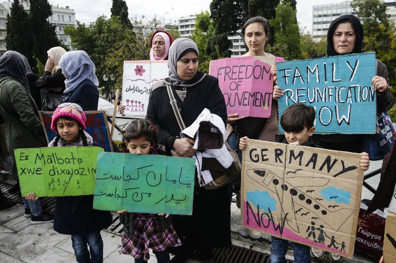 Πρόσφυγες  κατασκήνωσαν στο Σύνταγμα, κάνουν απεργία πείνας [εικόνες] | iefimerida.gr 5