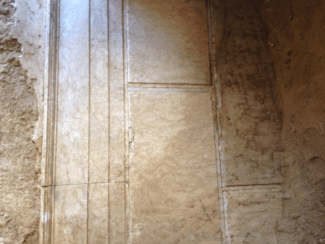 Η Αμφίπολη συνεχίζει να μαγεύει: Στο φως ολόκληρη η πρόσοψη του τάφου [εικόνες] | iefimerida.gr 3