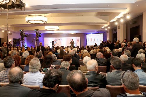 Μητσοτάκης: Αν θέλουν, να χτυπήσουν εμένα, όχι τη γυναίκα μου [βίντεο] | iefimerida.gr 6