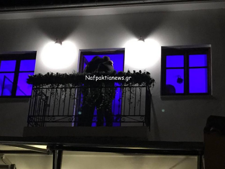 Απίστευτη πρόταση γάμου στο λιμάνι της Ναυπάκτου [βίντεο] | iefimerida.gr 0