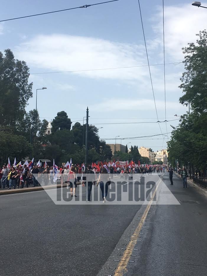 Απροσπέλαστη η Αθήνα λόγω Πρωτομαγιάς: Κλειστοί δρόμοι -Σε εξέλιξη οι πορείες του ΠΑΜΕ και των ΓΣΕΕ-ΑΔΕΔΥ [εικόνες] | iefimerida.gr 6