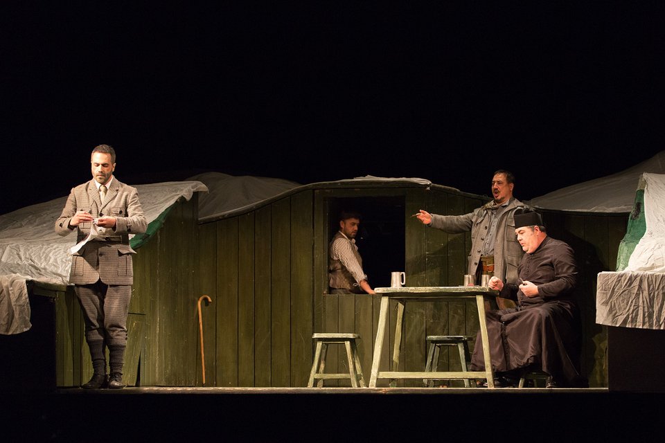 Oι πρώτες φωτογραφίες από την νέα παραγωγή της Λυρικής είναι απλά μαγικές: Πονηρή Αλεπουδίτσα | iefimerida.gr 0