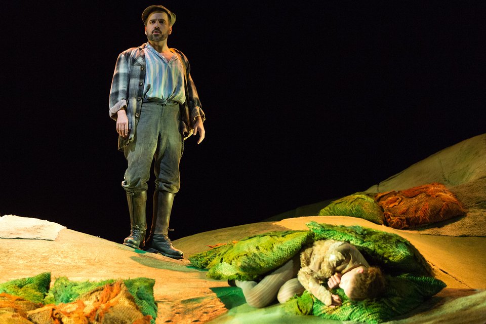 Oι πρώτες φωτογραφίες από την νέα παραγωγή της Λυρικής είναι απλά μαγικές: Πονηρή Αλεπουδίτσα | iefimerida.gr 3