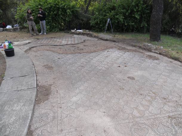 Αποκαλύπτεται ψηφιδωτή αυλή στο Ζάππειο από τη ρωμαϊκή εποχή [εικόνες]  | iefimerida.gr 0