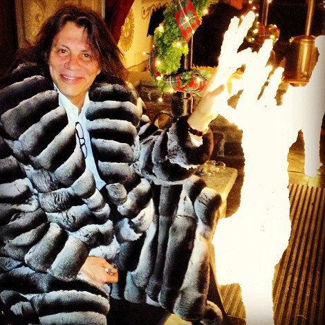 Ο Ψινάκης τυλιγμένος με τη γούνα του στο Gstaad παρέα με τον Valentino [εικόνες] | iefimerida.gr 2