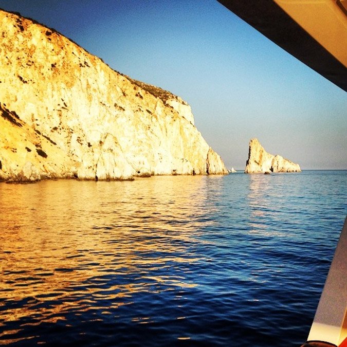 O Hλίας Ψινάκης βγήκε δήμαρχος και τώρα οργώνει τα νησιά με το κότερο [εικόνες] | iefimerida.gr 1