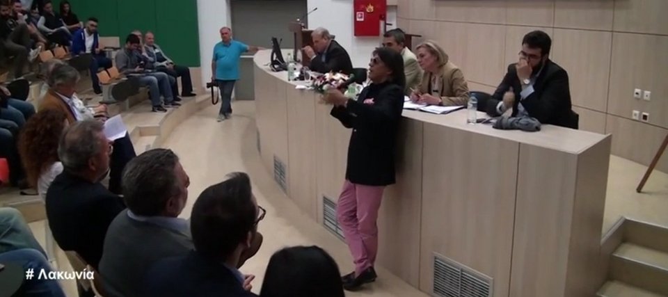 Η διάλεξη Ψινάκη σε πανεπιστήμιο: Μάγκες, this is Sparta, εσείς θα κάνετε την Ελλάδα από κουρέλι τούμπανο [βίντεο] | iefimerida.gr 1