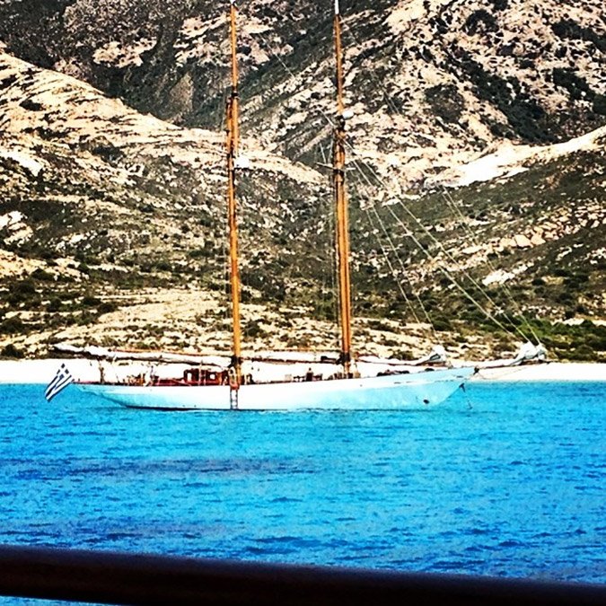 O Hλίας Ψινάκης βγήκε δήμαρχος και τώρα οργώνει τα νησιά με το κότερο [εικόνες] | iefimerida.gr 2