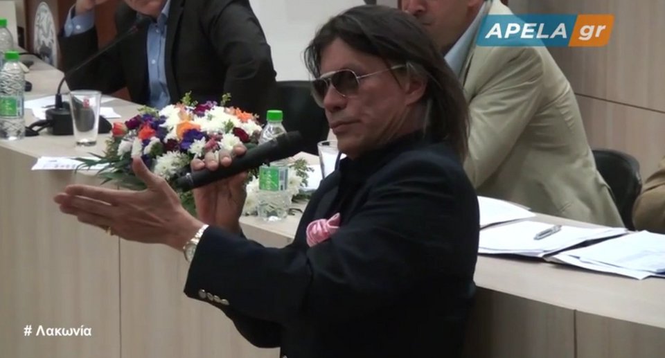 Η διάλεξη Ψινάκη σε πανεπιστήμιο: Μάγκες, this is Sparta, εσείς θα κάνετε την Ελλάδα από κουρέλι τούμπανο [βίντεο] | iefimerida.gr 2