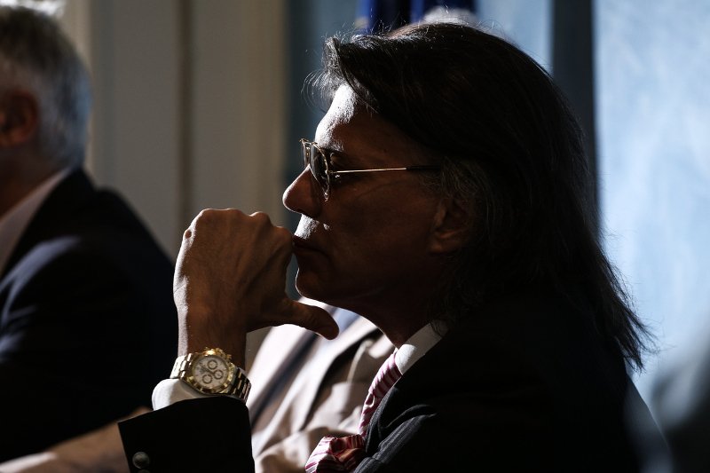 Ο Ψινάκης φέρνει επενδύσεις 400 εκατ.$ από την Κίνα – Το σχέδιο που παρουσίασε με Κουρουμπλή | iefimerida.gr 2