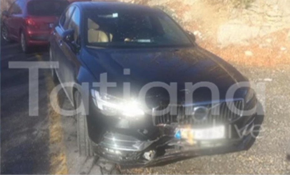 Σοβαρό τροχαίο για τον Ηλία Ψινάκη -Επεσε με το ΙΧ πάνω σε δέντρο [εικόνα] | iefimerida.gr 0