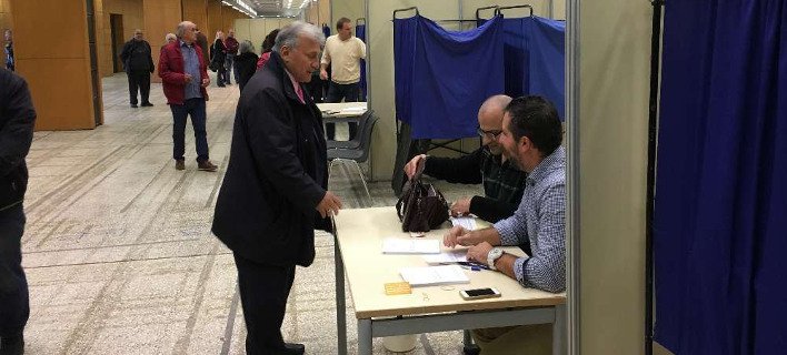 Και ο Παναγιώτης Ψωμιάδης ψήφισε για αρχηγό στην Κεντροαριστερά! [εικόνα] | iefimerida.gr 0