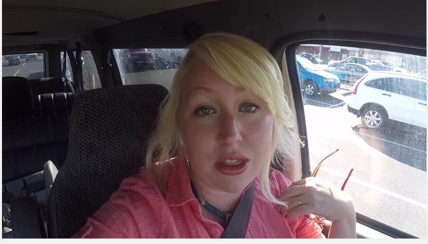 Ο κόσμος αλλάζει: Ανεβάζουν τα ψώνια τους από το σούπερ μάρκετ στο YouTube, με εκατ. κλικ [βίντεο] | iefimerida.gr 0