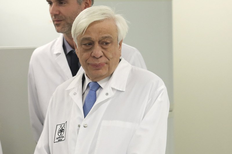 Παυλόπουλος: Να δώσουμε ευκαιρίες στη νέα γενιά -Επίσκεψη στην «APIVITA» [εικόνες] | iefimerida.gr 1