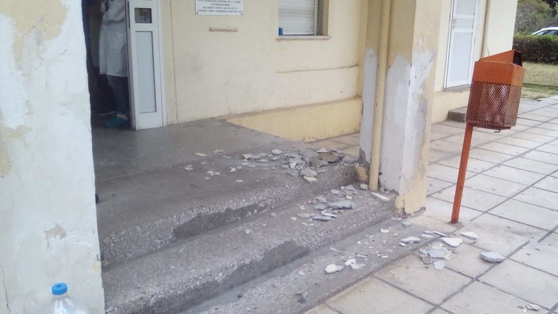 Καταγγελίες εργαζομένων στο νοσοκομείο του Κιλκίς -Πέφτουν οι σοβάδες στα κεφάλια τους [εικόνες] | iefimerida.gr 8