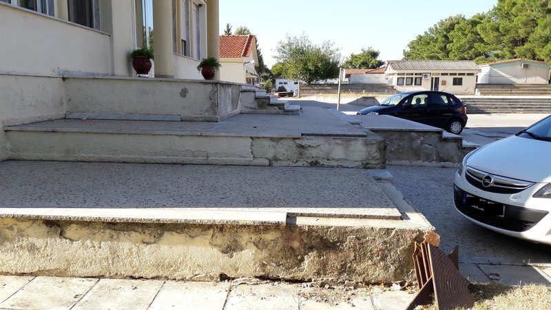 Καταγγελίες εργαζομένων στο νοσοκομείο του Κιλκίς -Πέφτουν οι σοβάδες στα κεφάλια τους [εικόνες] | iefimerida.gr 7