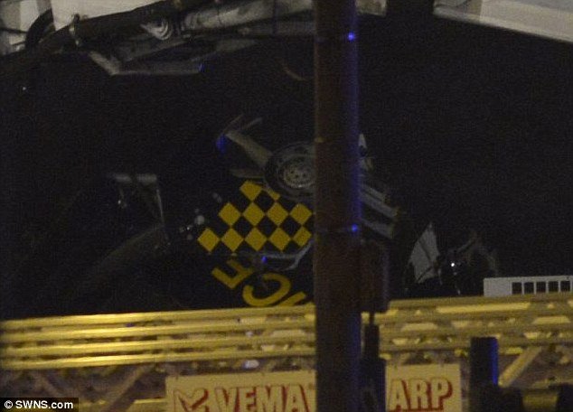 Τραγωδία με έξι νεκρούς και δεκάδες τραυματίες στη Γλασκόβη -Ελικόπτερο της αστυνομίας συνετρίβη σε μπαρ [εικόνες] | iefimerida.gr 7