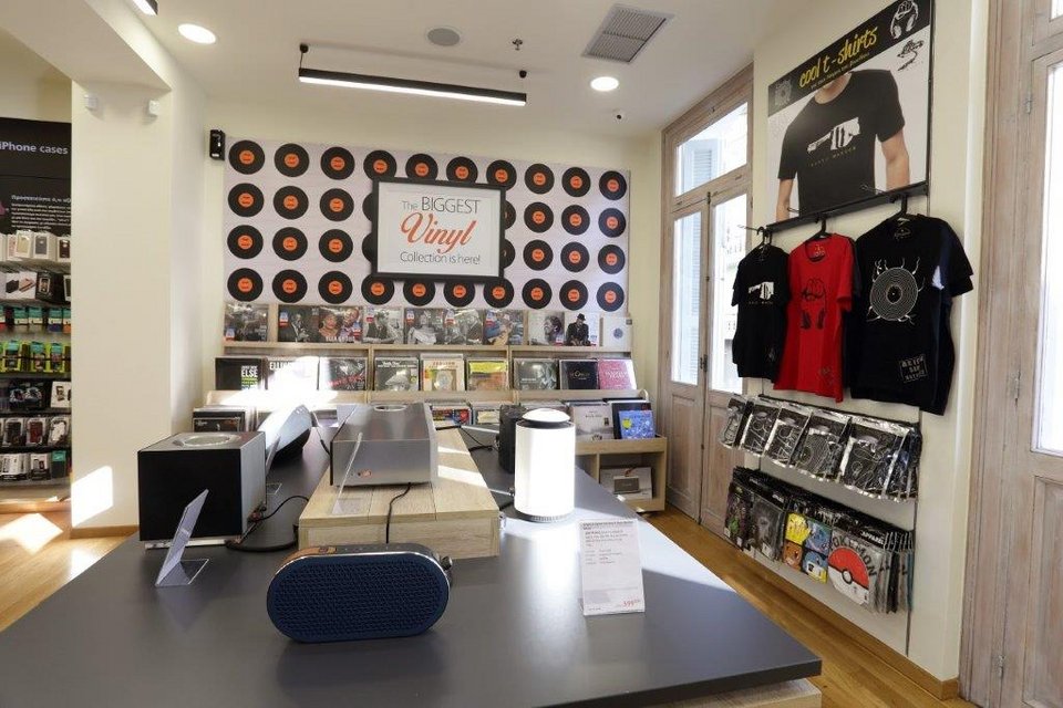 Nέο κατάστημα Public στο Κολωνάκι -Εγκαίνια 31/3 με πλήθος εκδηλώσεων [εικόνες]  | iefimerida.gr 2