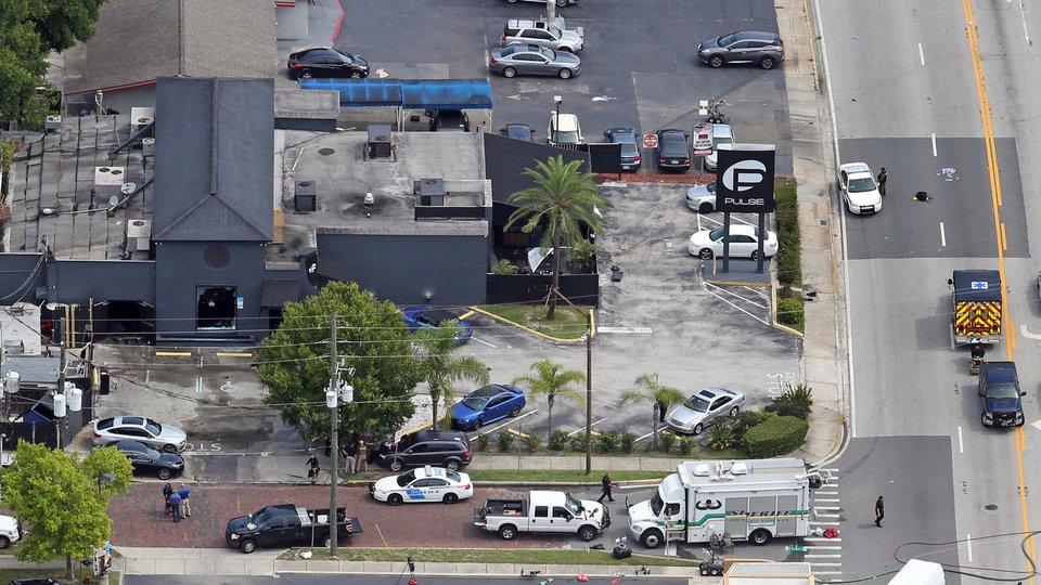 «Βγείτε όλοι έξω και τρέξτε»- Συγκλονιστικές μαρτυρίες από το μακελειό στο Ορλάντο [εικόνες] | iefimerida.gr 0