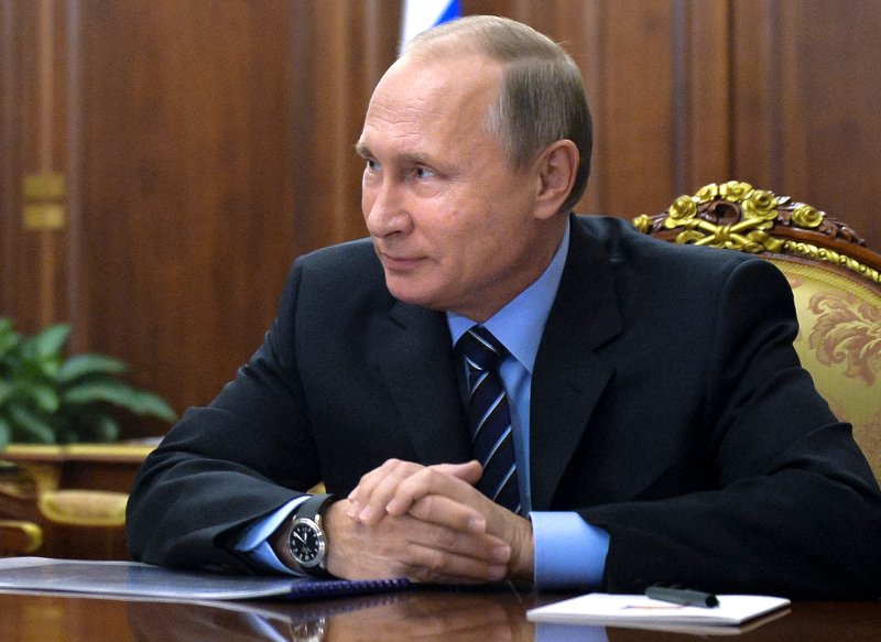 Η Μόσχα πανηγυρίζει για τη νίκη Τραμπ: Αν έβγαινε η Χίλαρι, θα ξεκινούσε τον 3ο ΠΠ | iefimerida.gr 0