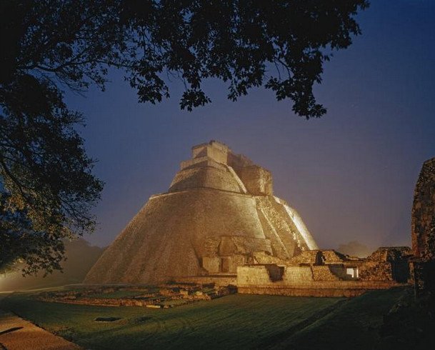 Από την Αίγυπτο στο Λας Βέγκας: Οι διασημότερες πυραμίδες του κόσμου [εικόνες] | iefimerida.gr 2