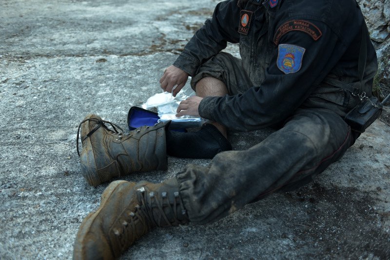 Ηρωες-πυροσβέστες στη μάχη με τις φλόγες -Απόγνωση, κούραση, τραυματισμοί [εικόνες] | iefimerida.gr 5