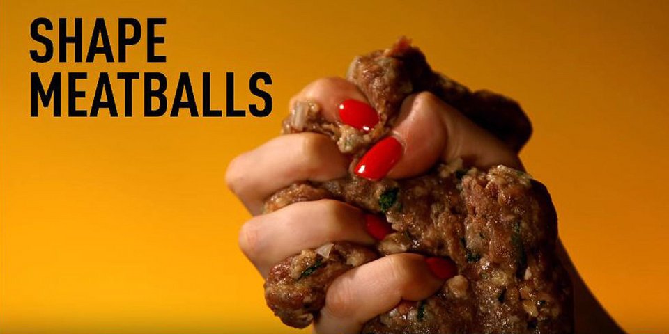 Οταν ο Κουέντιν Ταραντίνο εμπνέει συνταγή για σπαγγέτι με κεφτέδες [βίντεο] | iefimerida.gr 1