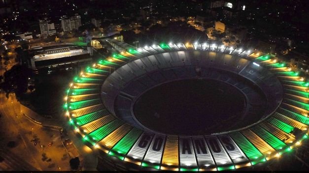 Τα μαγικά γκολ των Ρονάλντο και Τζιοβάνι στα εγκαίνια του νέου Μαρακανά [εικόνες, βίντεο] | iefimerida.gr 4