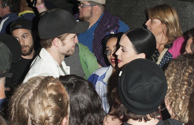 Διάσημες, όμορφες και πλούσιες έγιναν χίπισσες και ρόκαραν στην έρημο της Καλιφόρνια [εικόνες]  | iefimerida.gr 14