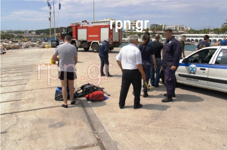 «Βουτιά θανάτου» με το αυτοκίνητό του έκανε ηλικιωμένος στο λιμάνι της Ραφήνας [εικόνα] | iefimerida.gr 0