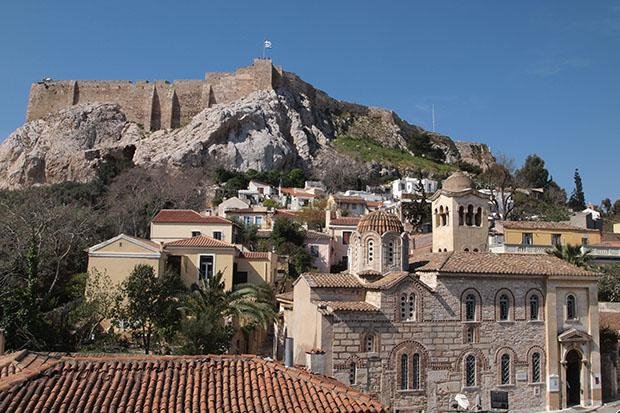 Επετειακός περίπατος για την 25η στην Πλάκα -Στην εκκλησία του Αθανασίου Διάκου [πρόγραμμα] | iefimerida.gr 0