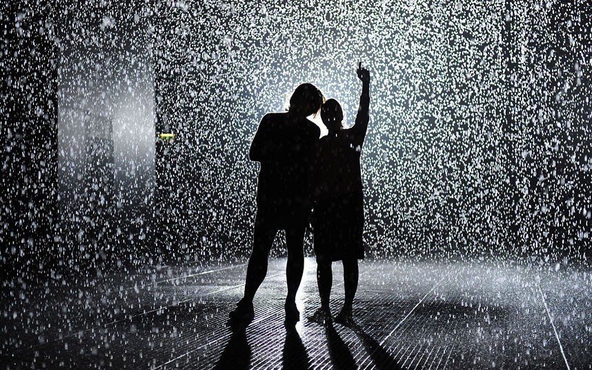 Rain room: Όταν η βροχή γίνεται έργο τέχνης [εικόνες] | iefimerida.gr 0