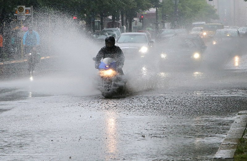 Κατάσταση έκτακτης ανάγκης στο Βερολίνο μετά από καταρρακτώδεις βροχές [εικόνες & βίντεο]  | iefimerida.gr 0