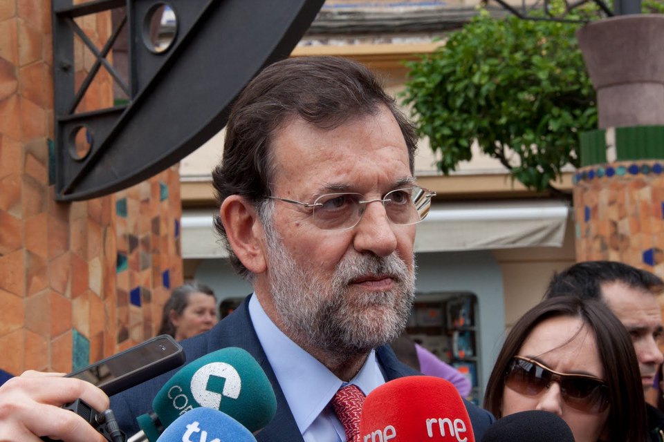 «Είστε άθλιος, χυδαίος, για εμετό» -Πρωτοφανές debate μεταξύ Ραχόι και Σάντσεζ, παραμονές εκλογών [εικόνες] | iefimerida.gr 3