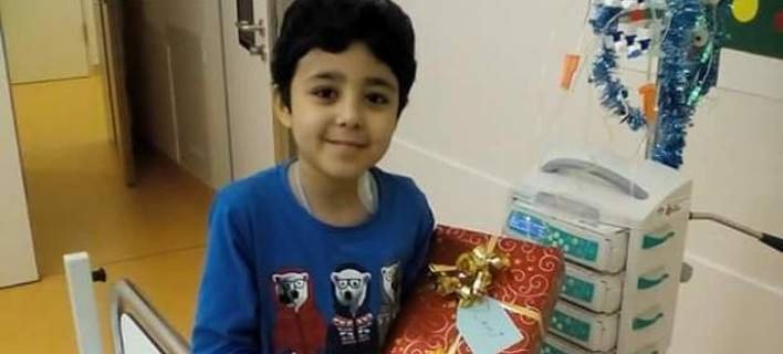 Εφυγε για Γερμανία η οικογένεια του μικρού άρρωστου πρόσφυγα [εικόνες] | iefimerida.gr 1