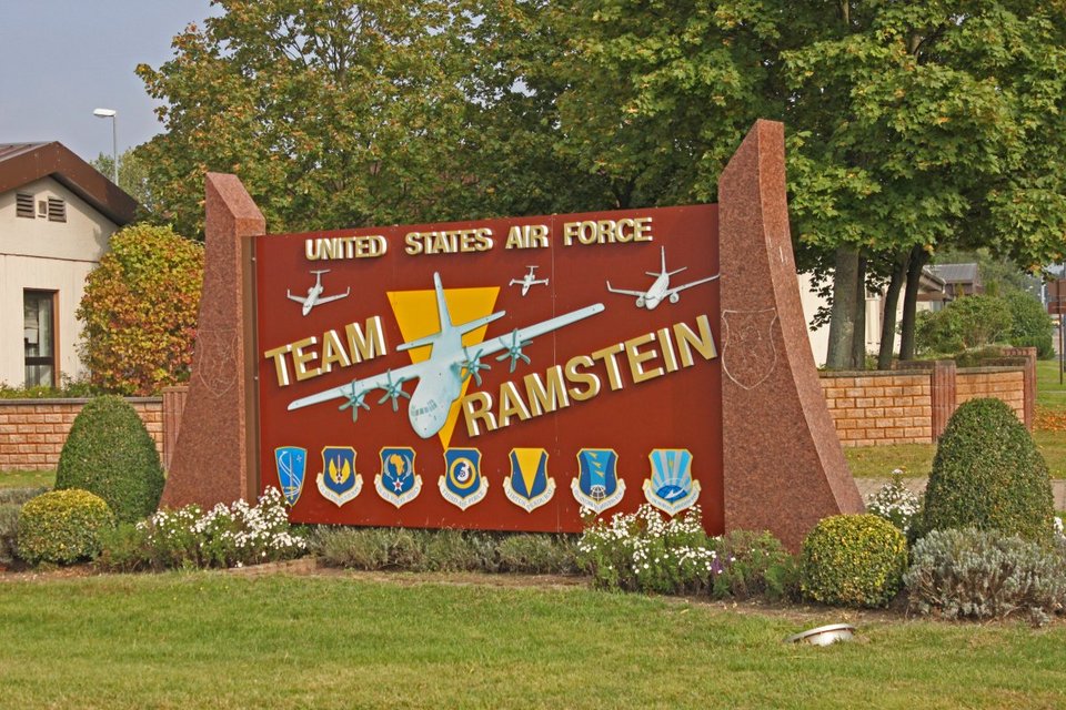 Business Insider: Μπήκαμε σε μια αεροπορική βάση των ΗΠΑ και φωτογραφήσαμε όλα τα μυστικά της [εικόνες] | iefimerida.gr 11